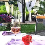 Raya Garden - Park & Winery Hotel Veliko Tarnovo