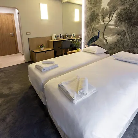 Hotel Raya Garden - Park & Winery Veliko Tarnovo