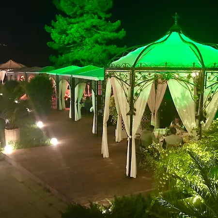 Raya Garden - Park & Winery 3*