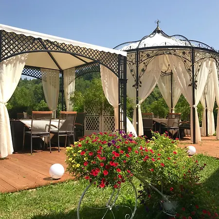 Raya Garden - Park & Winery Hotel