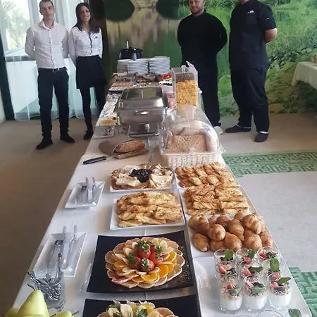 Raya Garden - Park & Winery Hotel Veliko Tarnovo