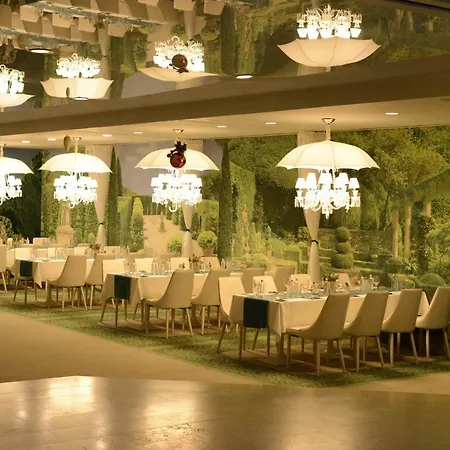 Raya Garden - Park & Winery 3* 大特尔诺沃