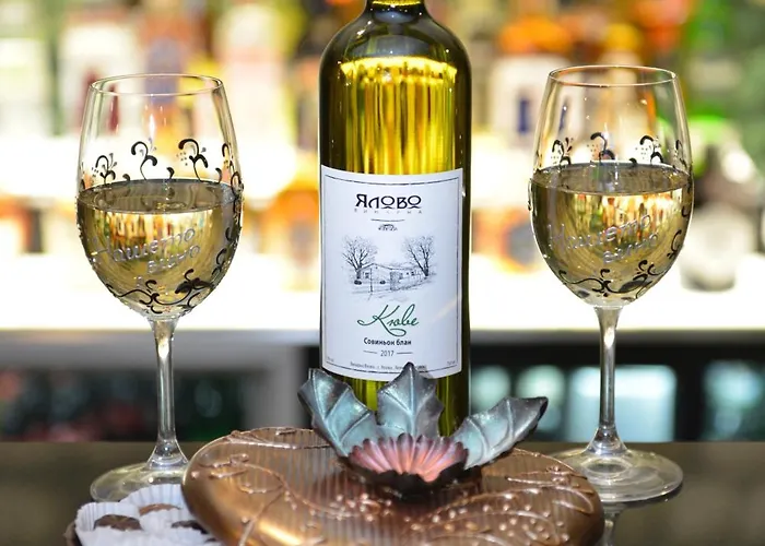 Ξενοδοχείο Raya Garden - Park & Winery 3*