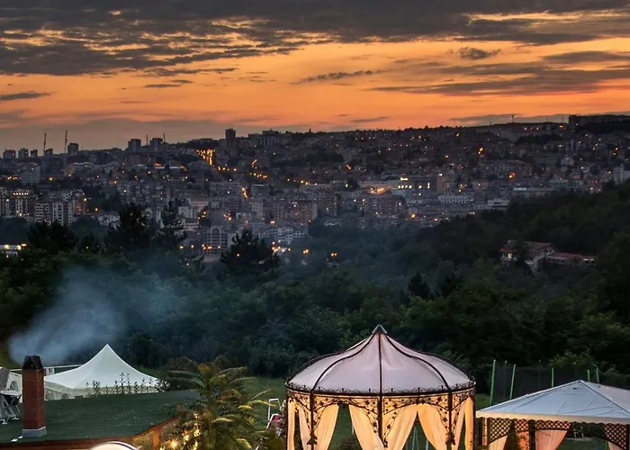 Raya Garden - Park & Winery Hotel 3*