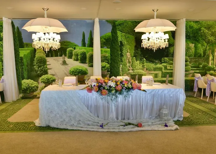 Ξενοδοχείο Raya Garden - Park & Winery Βελίκο Τίρνοβο