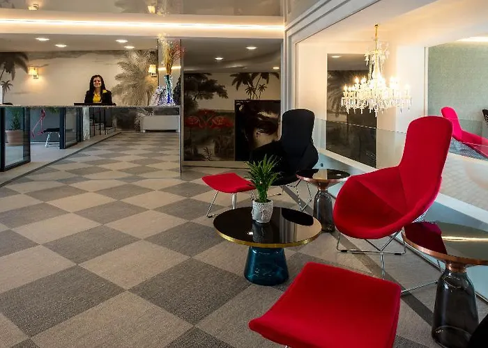 Raya Garden - Park & Winery 3*